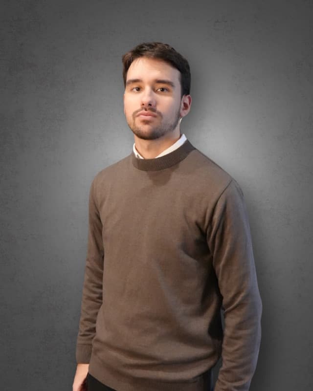 Pedro Schmidt Oliveira, Assessor de Investimentos